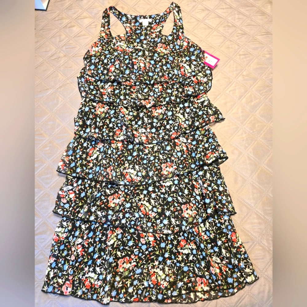 NEW Xhileration layered floral dress